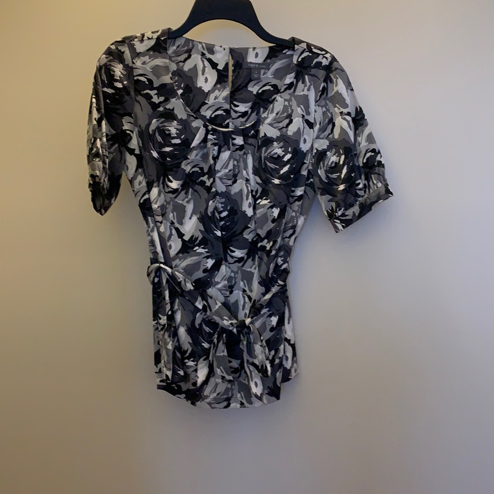 Apt 9‎ Womens Floral Blouse Size small